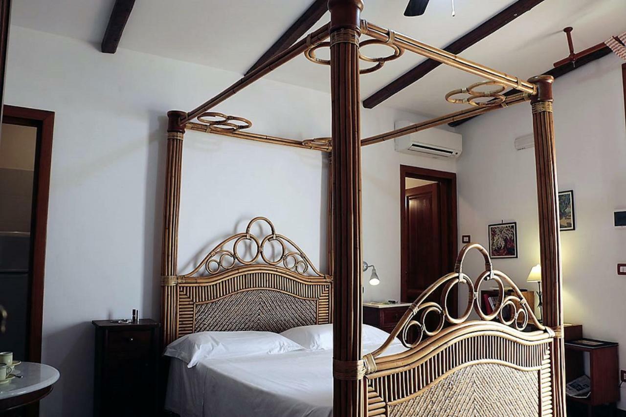 Вилла Casina Dei Preti Конверсано Экстерьер фото